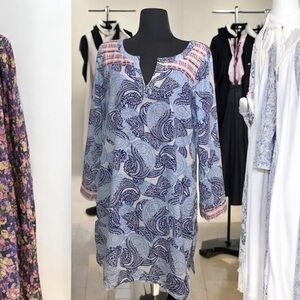 OLD NAVY paisley Dress white & Blue Medium